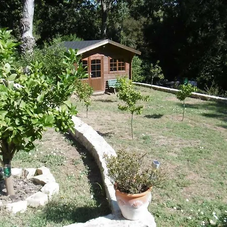 Dans Saint-Raphael (Var)